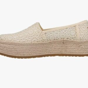 Toms Valencia platform espadrille slip on shoes 8.5 new